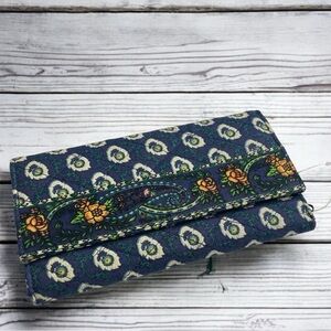 Vaspart Sack Quilted Fabric Wallet Coin
Purse Blue & White Paisley, floral